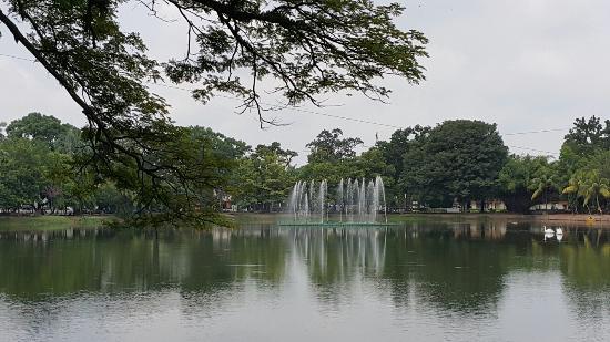 Kambang Iwak Besak Park